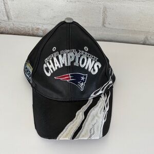 Vintage Reebok New England Patriots Hat Cap Black Leather NFL Super Bowl XXXIX
